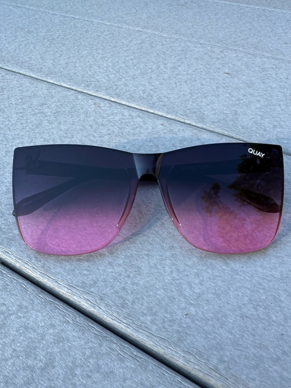 Quay Come Thur Sunglasses